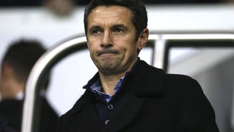 New boss Garde bans French at Villa