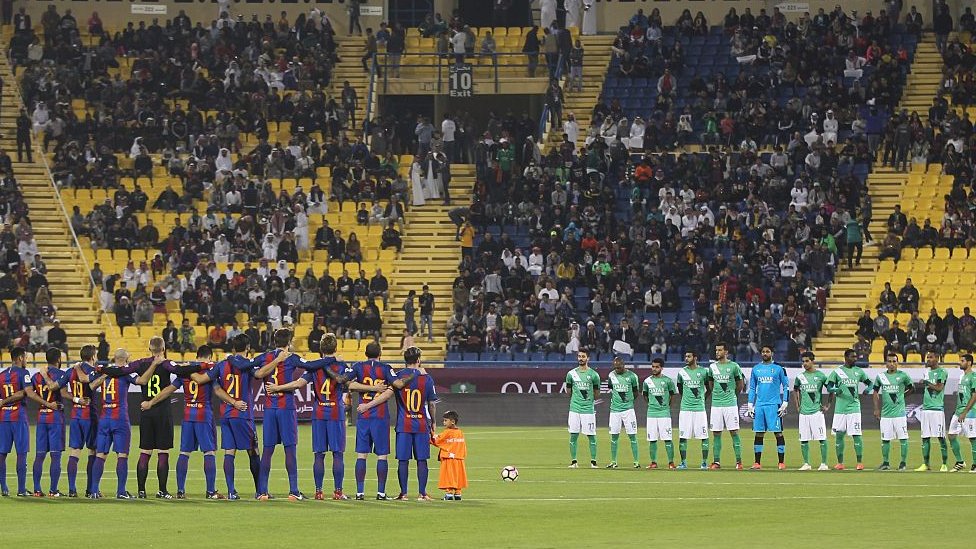 al Ahli Saudi FC y el FC barcelona.