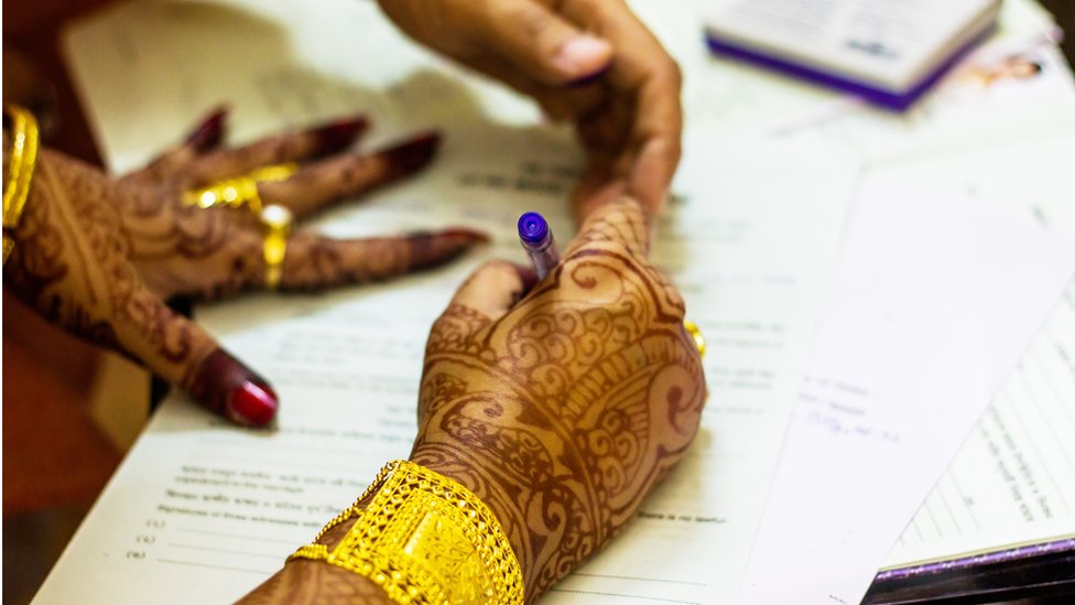 Fisting pozitsiyalari Chiroyli ehtirosli jinsiy aloqa