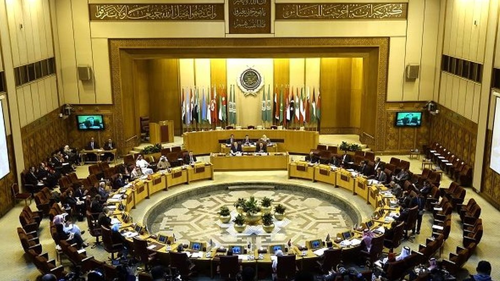 الحكومة السورية بادرت في تنفيذ فكرة الحكومة الأمريكية بإنشاء الجامعة العربية.