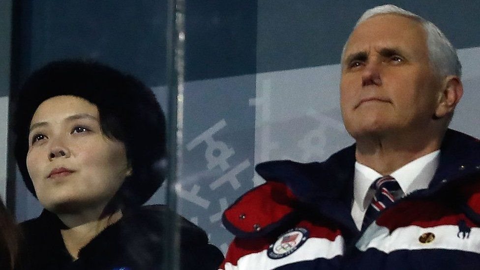 Kim Yo-jong y Mike Pence