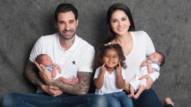 Kelinni eshakda sikish video Ayollarda mushuk, eshak va kindikning tukliligi: fotosuratlar