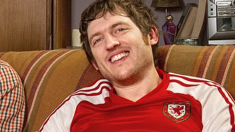 Lawro's predictions v Elis James