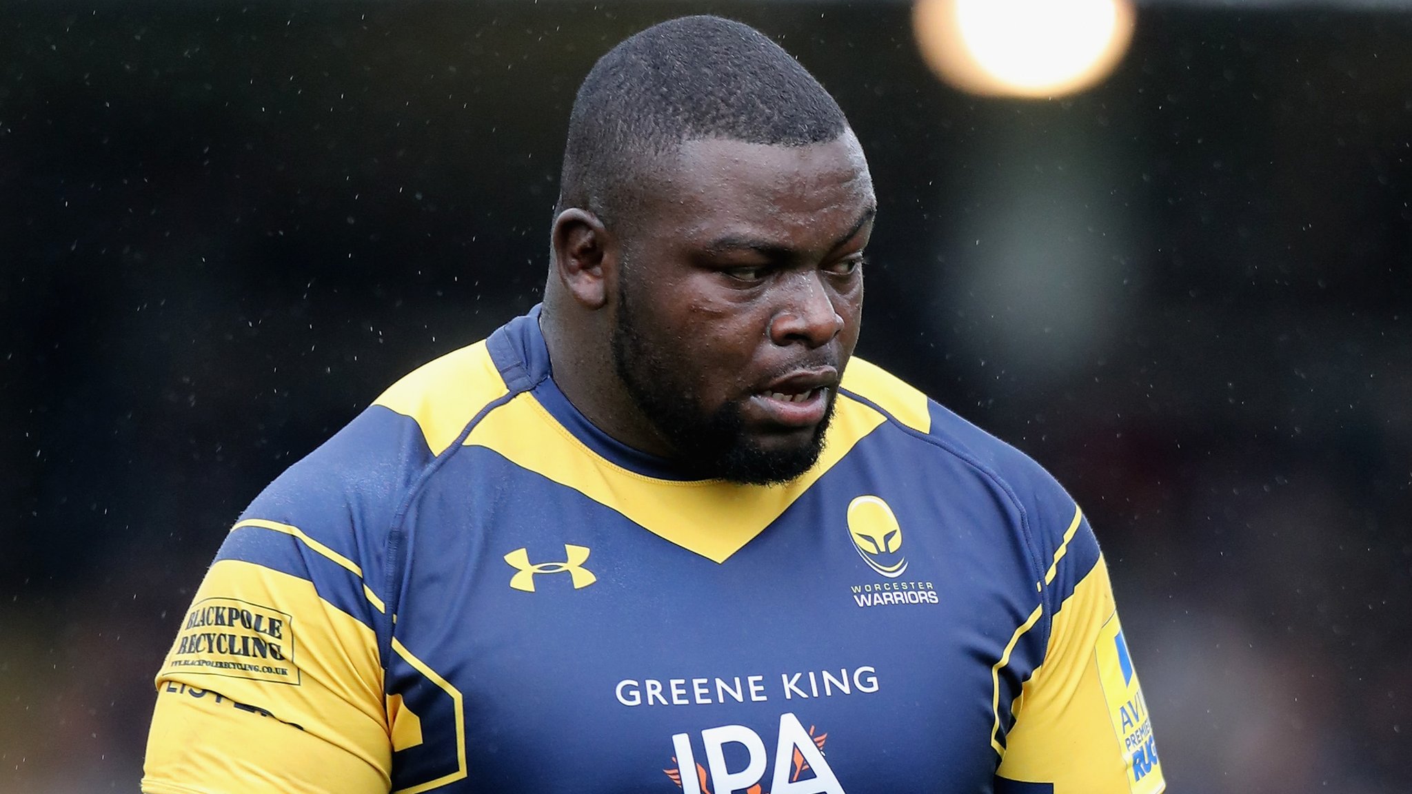 Biyi Alo: Worcester Warriors prop to leave for French side Soyaux Angouleme  - BBC Sport