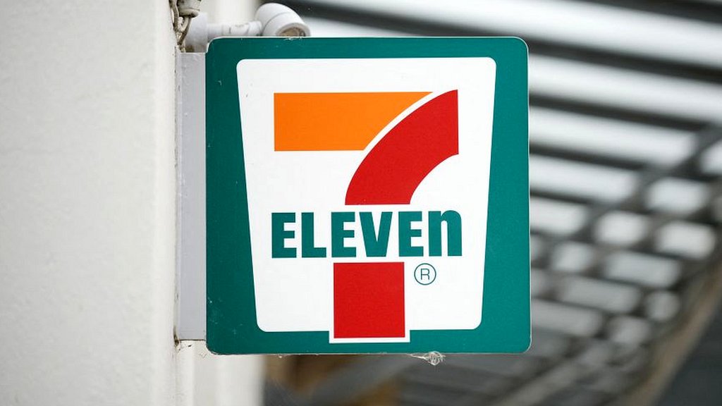 Billionaire who made 7-Eleven a global giant dies