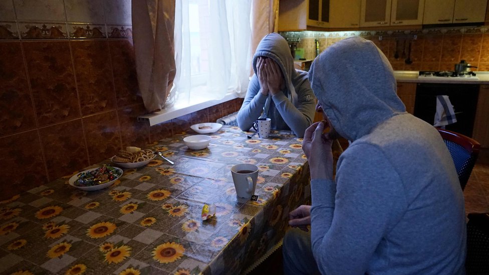 Jinsiy aloqa paytida qizda oq suyuqlik bor Jinsiy etti juftlik Xarkov