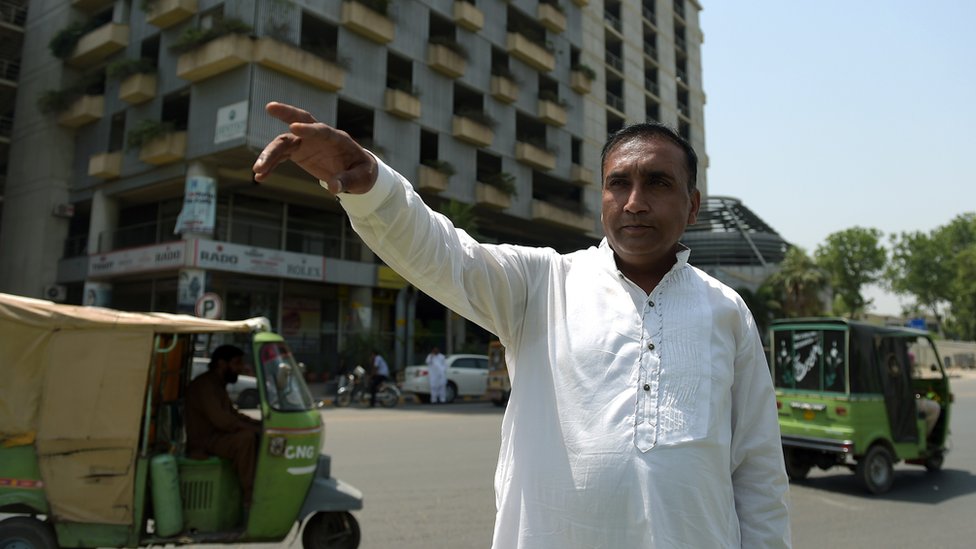 Bu ayol bilan jinsiy aloqa Qizlar bir-birlarini hayajonlantiradilar