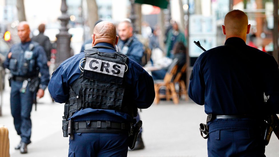 France prepares to vote for new president amid high security