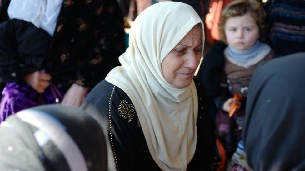 Muna, una residente de Mosul que logró escapar de la ciudad.