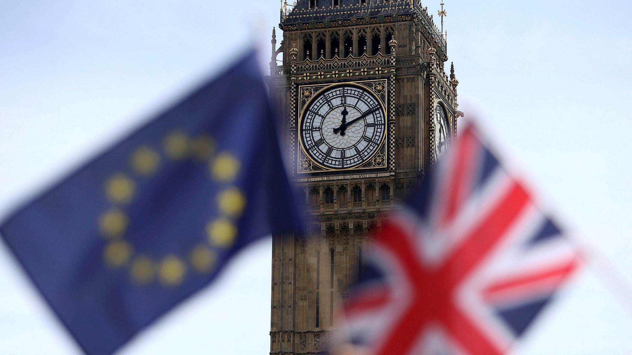 MPs set for Brexit talks-triggering vote