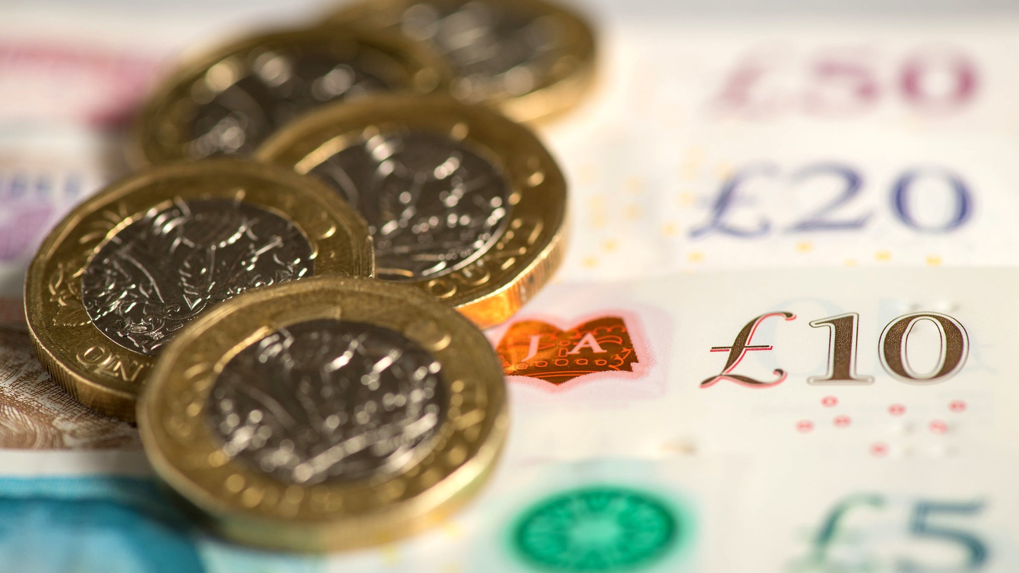 Could a basic income replace Universal Credit?