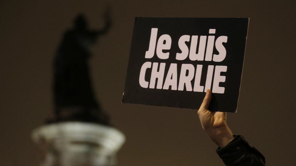 Charlie Hebdo Tartisma Yaratan Muhammed Peygamber Karikaturleri Yeniden Yayimlandi Bbc News Turkce