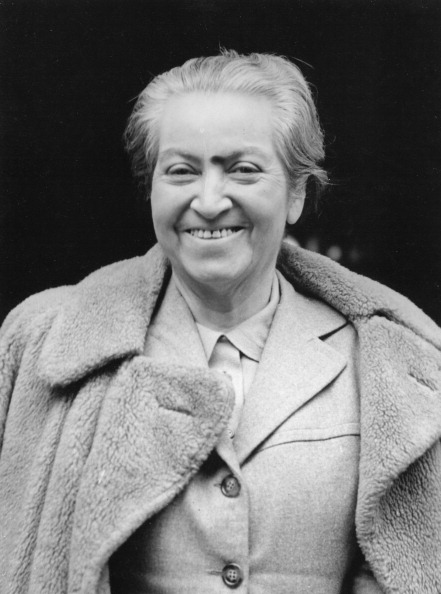 Gabriela Mistral en Londres en 1946.