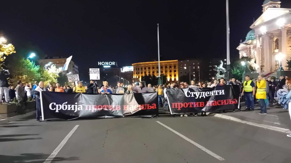 Srbija Protiv Nasilja Protestna Etnja Opozicije Put Na Ulicama