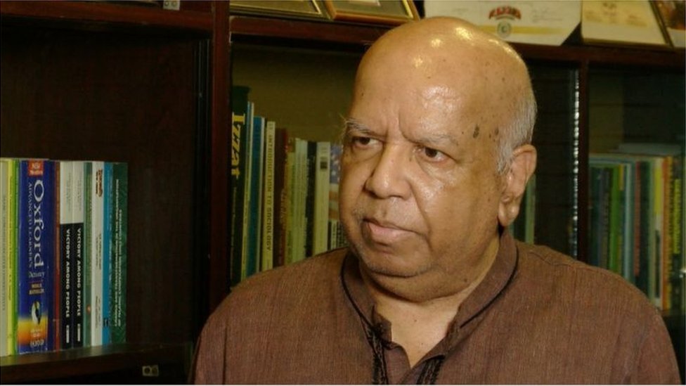 Fabrika guruhi yalangoch erotika Rus yashirin uy