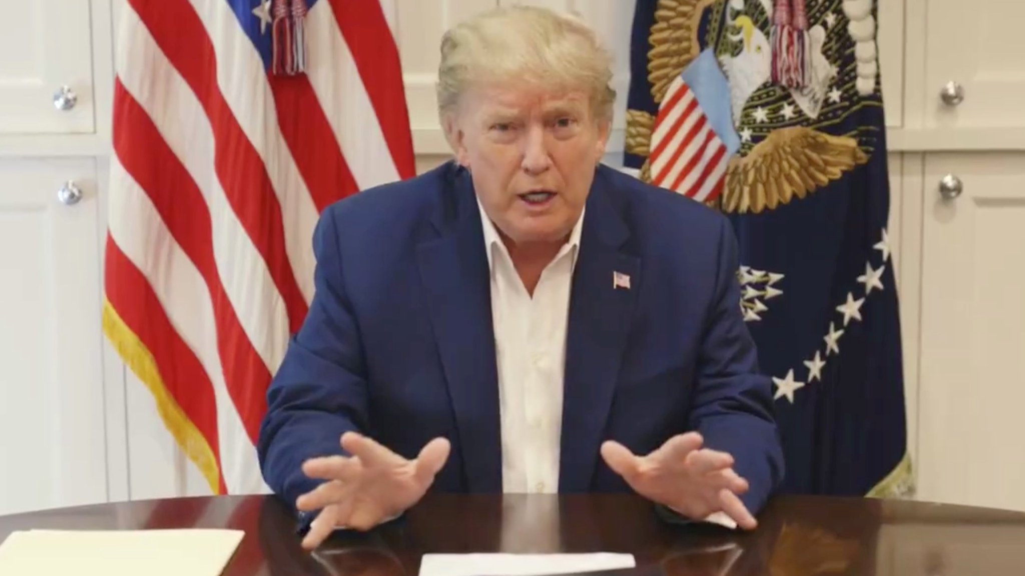 美国大选：特朗普出院称“不要怕新冠” 白宫疫情目前尚存疑点- BBC News 中文