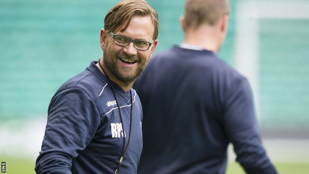 _84277292_sigmundsson2.jpg