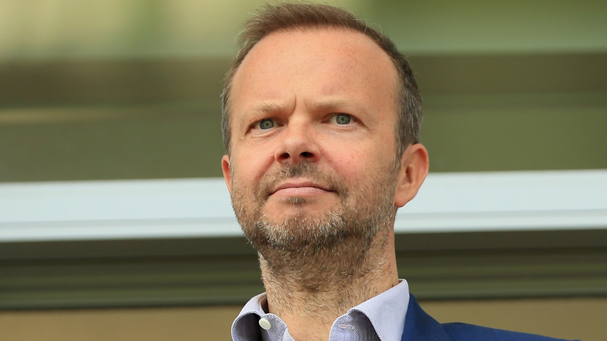 Man Utd fans pay for banner criticising Woodward to be flown over game