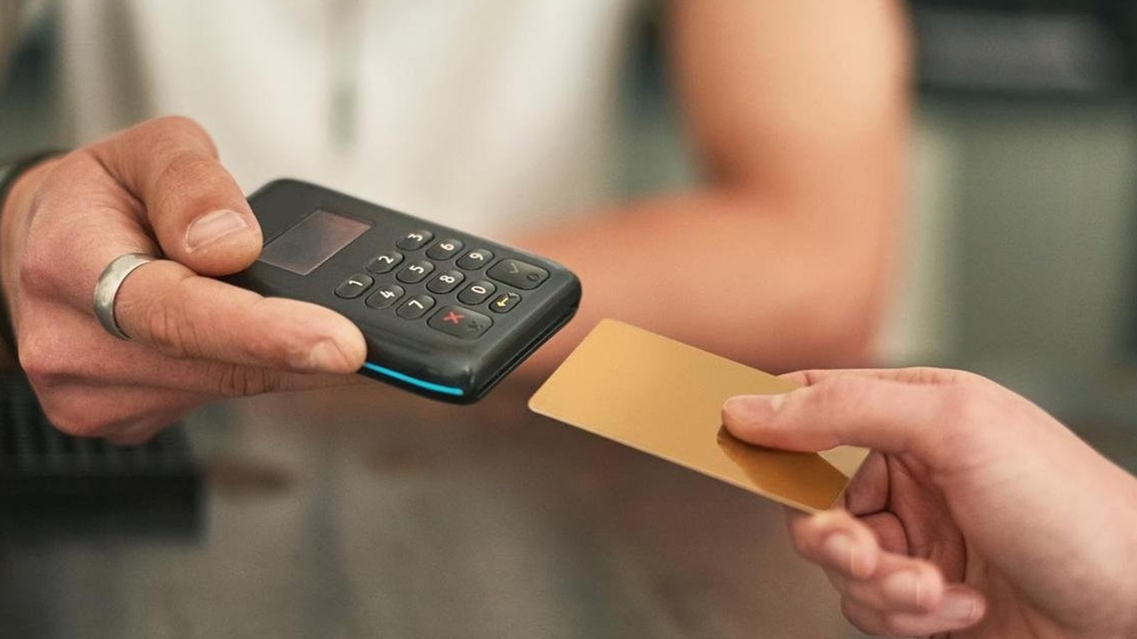 无现金社会：现金之死与权力的转移- BBC 英伦网