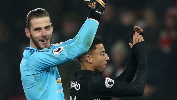 Who joins the 'utterly breathtaking' De Gea in Garth's team of the week?