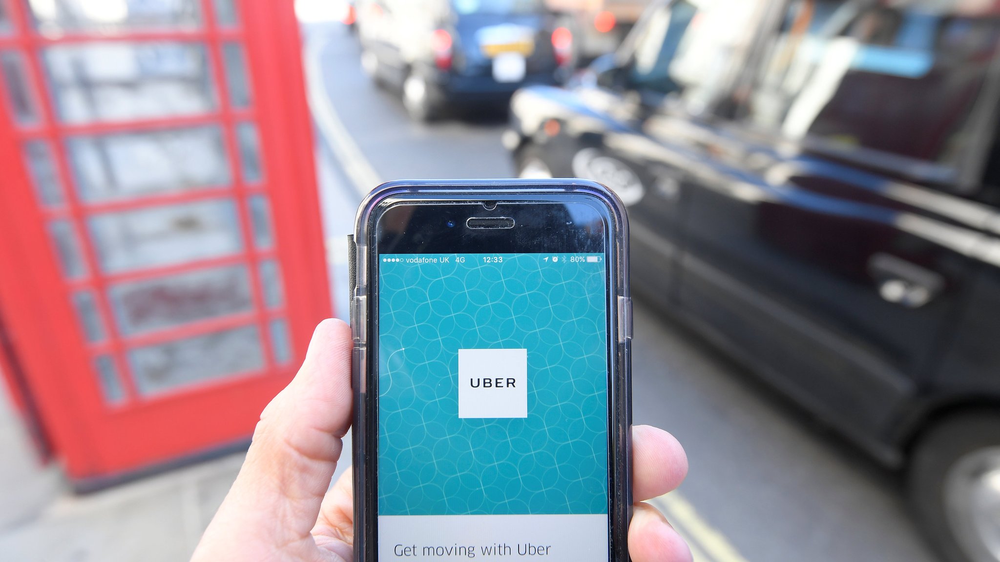 Uber скрыла факт хакерской атаки, затронувшей миллионы клиентов - BBC News  Русская служба