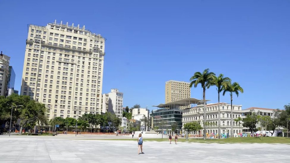 Edifício A Noite: prestes a ser leiloado no Rio, 1º arranha-céu da