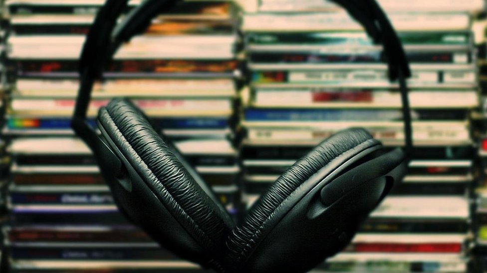 Música, memórias e saúde mental: uma homenagem a Avicii