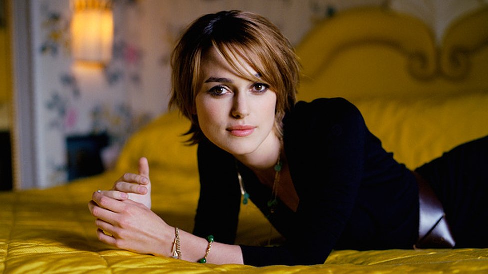 Күйеуі мен досы мас әйелді ебет