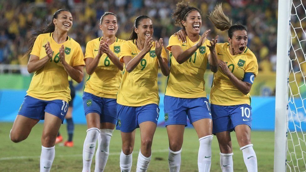 Futebol: o motivo de mudança inédita no uniforme da seleção feminina - BBC  News Brasil