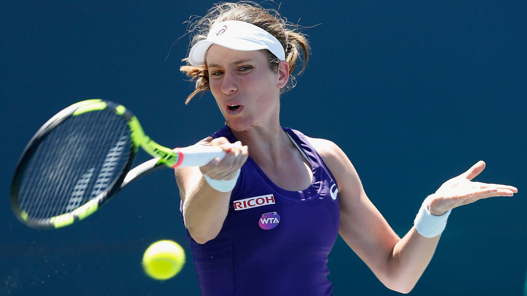 Johanna Konta beats Saisai Zheng to reach semi-finals in California