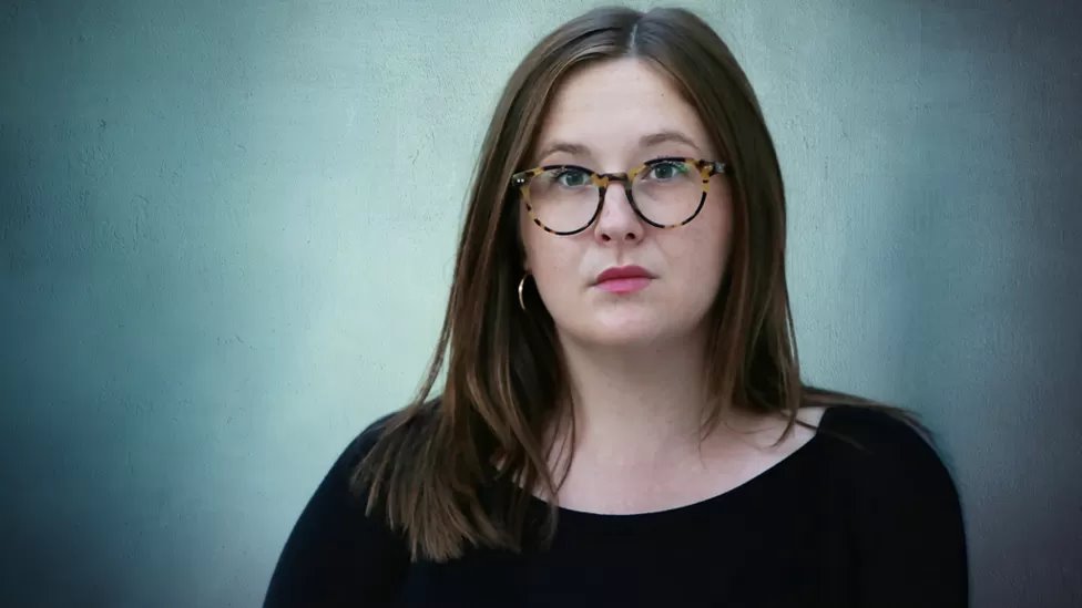 Rus porno video: Eshakdagi ogriq