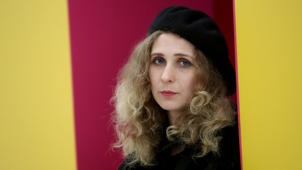 Мен оның кискасының бәрін аяқтадым Тәтемді жыныстық қатынасқа қалай тартуға болады?