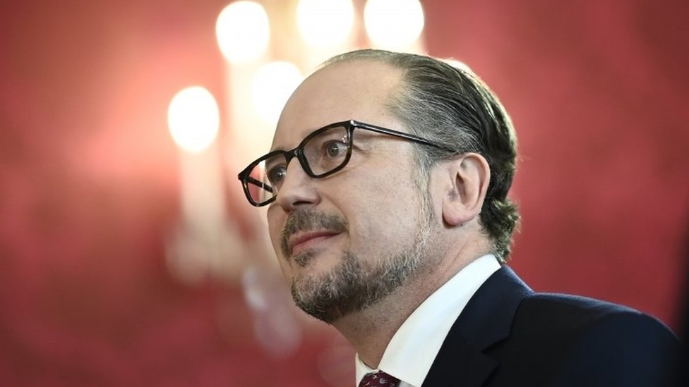 Матадан тігілген жапсырмалар