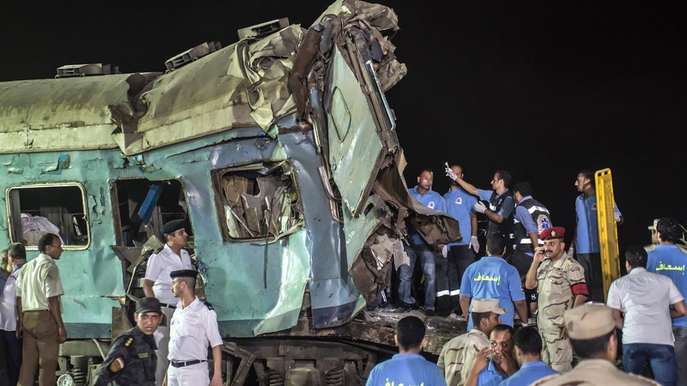حادث تصادم قطارين مروع في الإسكندرية