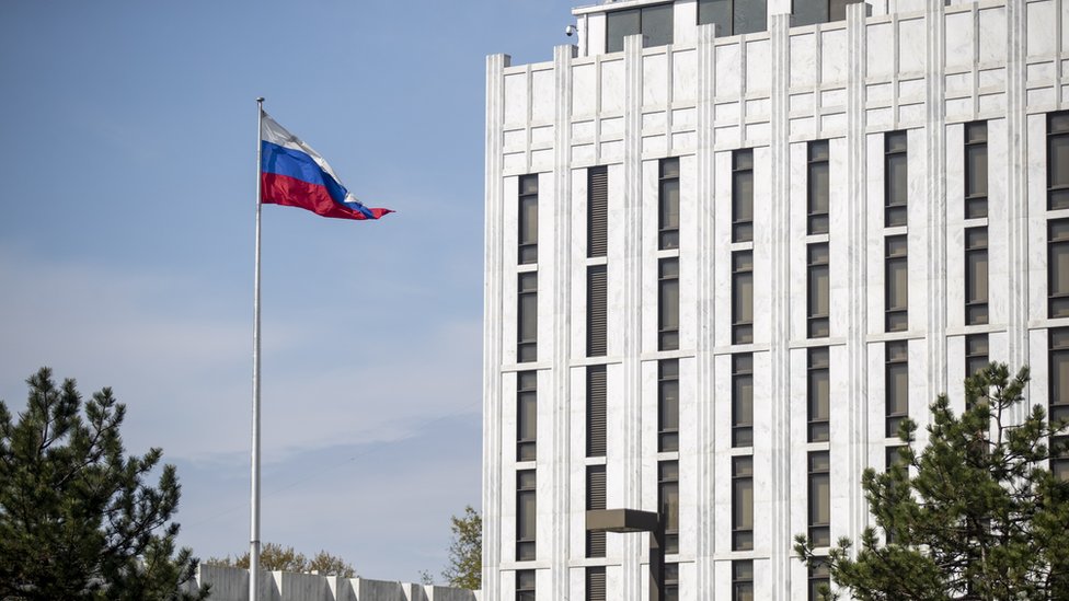 Правительство России внесло Чехию и США в список недружественных стран -  BBC News Русская служба
