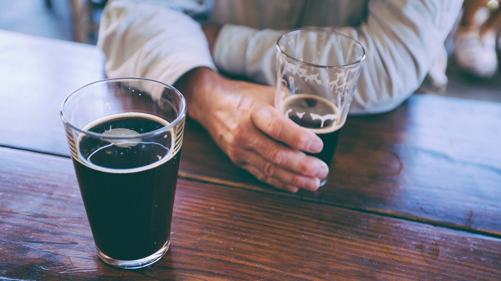 Living in a cold, dark climate more likely to lead to heavy drinking