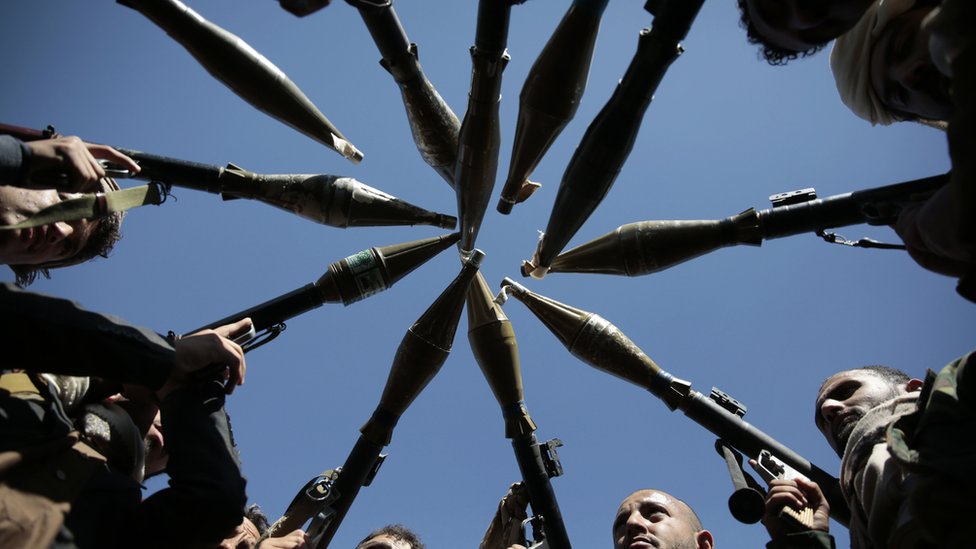 مسلحو قبائل موالية للحوثيين