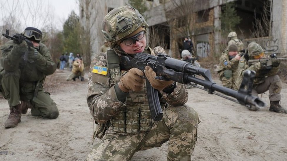 ウクライナ 戦争 いつ 終わる