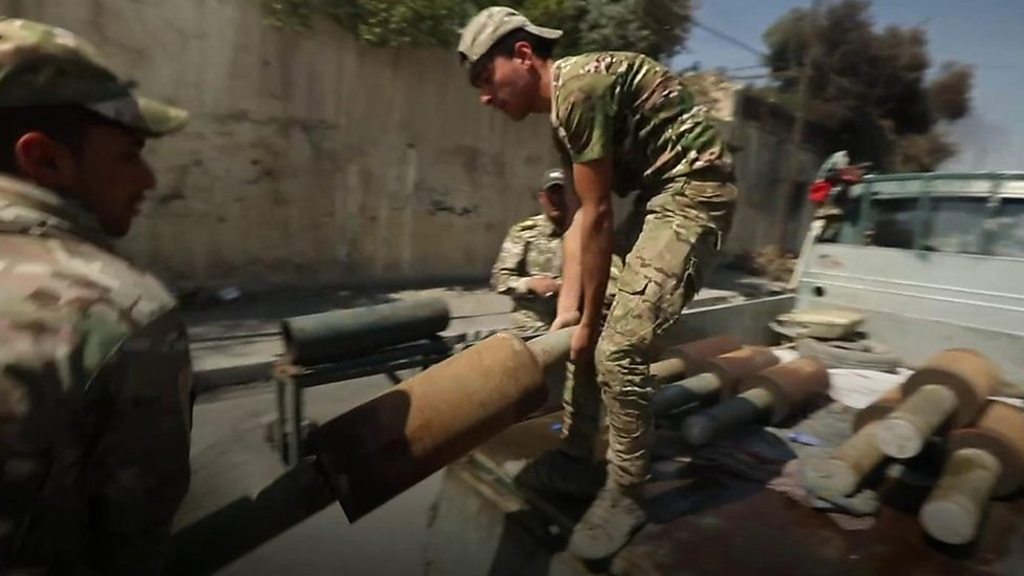 イラク・モスル奪還への戦い 住民たちは「人間の盾」に - BBCニュース