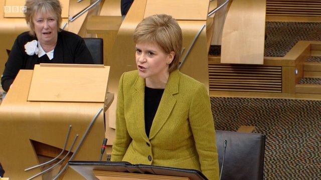 BBC News - First Minister's Questions