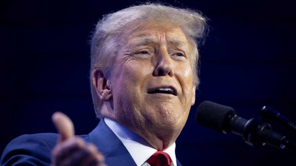 トランプ大統領選挙　初当選翌日の新聞　USA TODAY 11.10.16 米大統領選、最終盤へ 激戦州の攻防激しく - 日本経済新聞