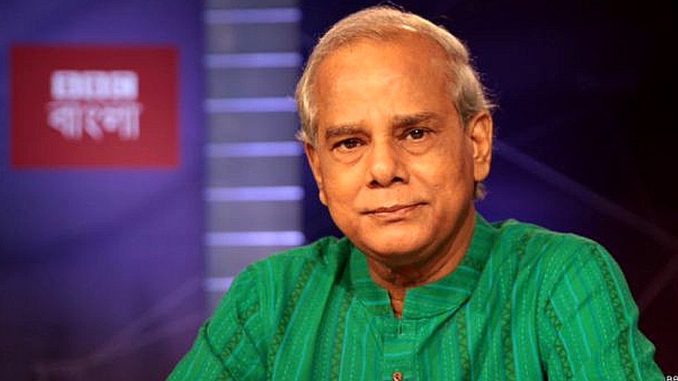 külotsiz xotini klitorini korsatadi