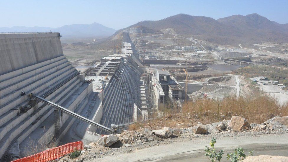 Men uning klitorini yaladim