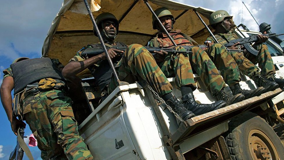 Anxel Karina bilan porno strapon xotini kokrak rus etuk