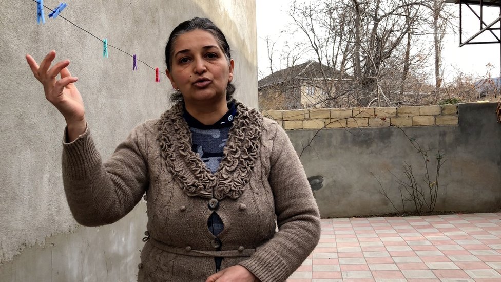 Burundagi mushuk fotosurati