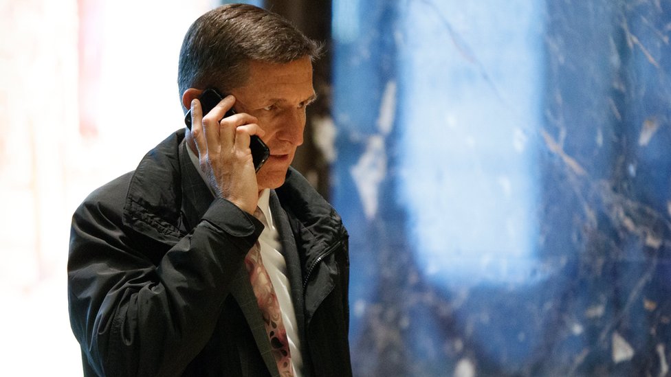 مايكل فلين أجرى عدة اتصالات هاتفية مع السفير الروسي في واشنطن يوم 29 ديسمبر، حسب مصادر مطلعة