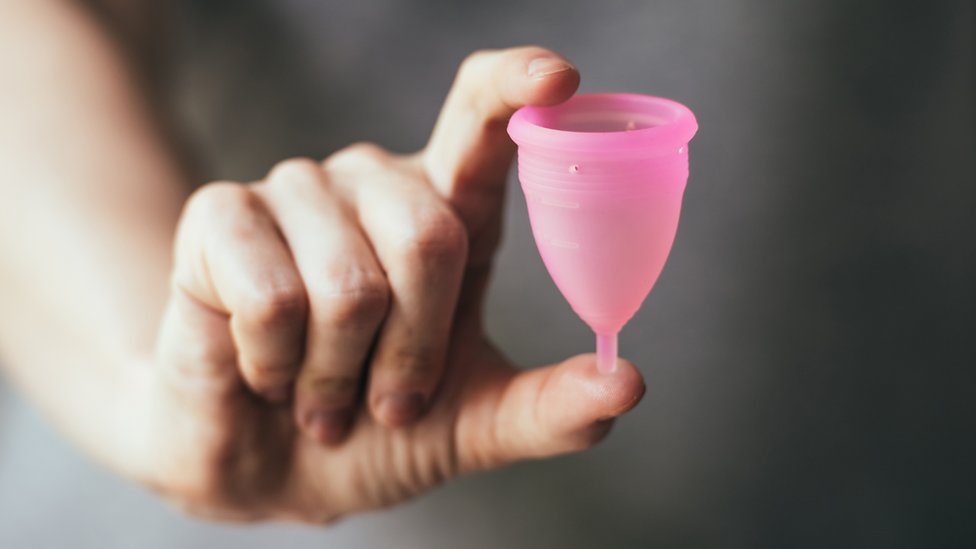 A nueve prototipo confesar 5 preguntas sobre el uso de la copa menstrual, la cada vez más popular  alternativa a los tampones y toallas sanitarias - BBC News Mundo