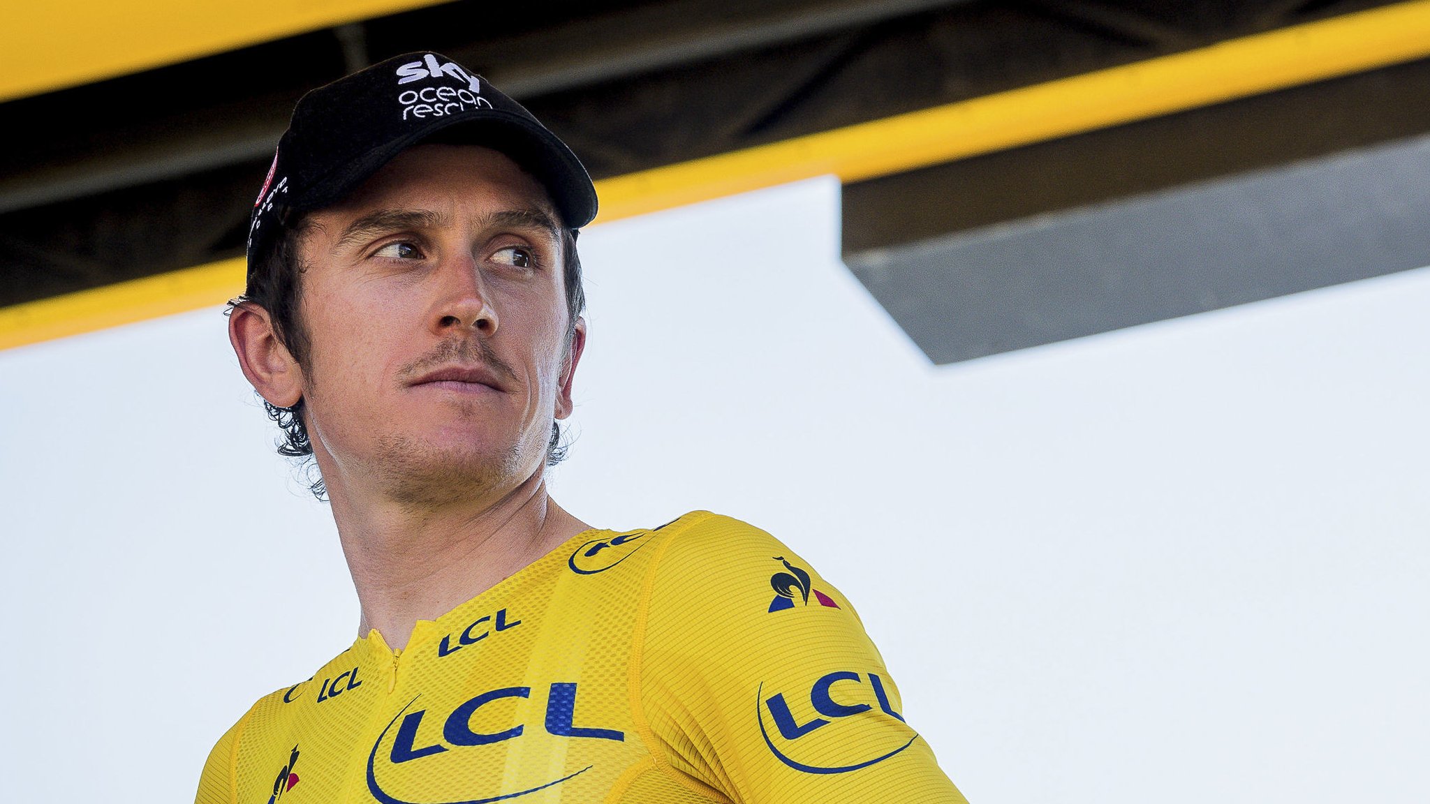 Geraint Thomas: Team Ineos rider taken to hospital for checks after crash