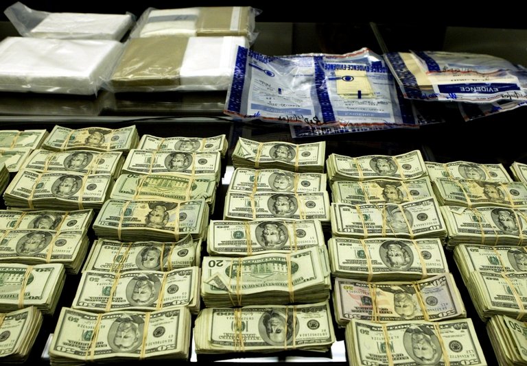 Dinero procedente de narcotráfico