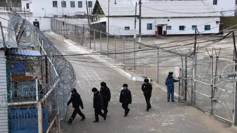 Shafqatsiz porno video Talabalar yotoqxonada porno video